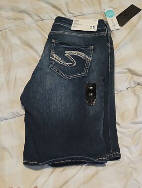 Silver Jeans Blue Embroidered Back Pocket Denim Bermuda Shorts
